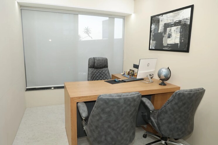 Team Area, thaltej Commercial Office Space 1860 Sq.Ft. In Thaltej Ahmedabad 9289777