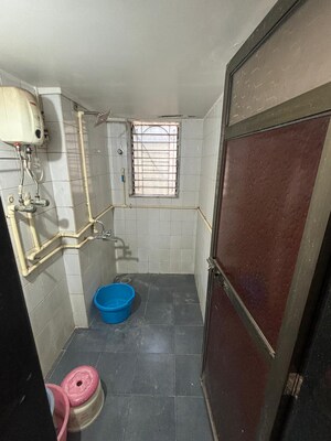 Bathroom in 1 BHK Apartment at Rahul Apartment Borivali, Borivali West – for Rent