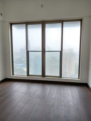 Room in 2 BHK Apartment at Worli – for Rent