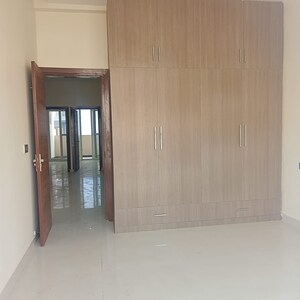 Room in 3 BHK Builder Floor at Vip Road – for Sale