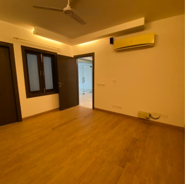 Room in 4 BHK Builder Floor at Saket – for Rent