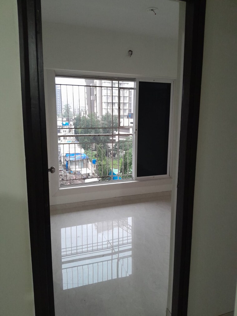 Room, samet-sikar-mahal 2 Bedroom 550 Sq.Ft. Apartment In Borivali East Mumbai 9290164