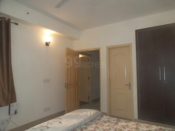 Room in 2 BHK Apartment at GPL Eden Heights, Sector 70 – for Rent