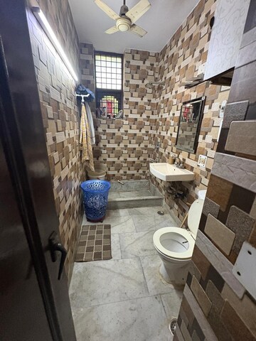 Bathroom in 3 BHK Builder Floor at Malviya Nagar – for Rent
