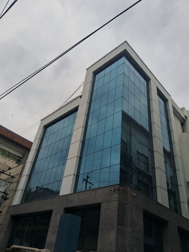 Exterior View, sector 3 Commercial Office Space 900 Sq.Ft. In Sector 3 Noida 9263263