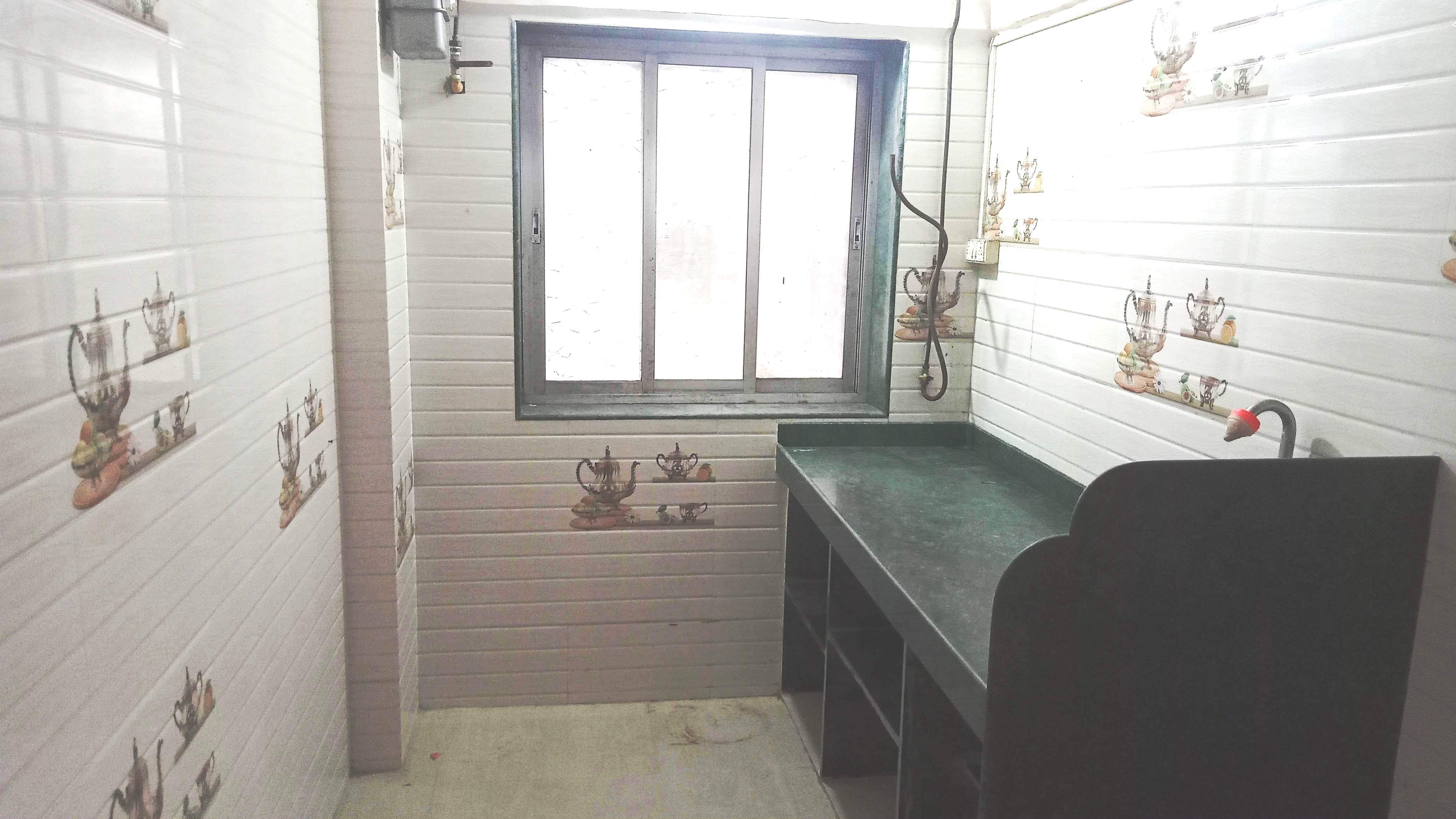 1 Rk  + Pooja Room 350 Sq.Ft. Apartment in Bindra Complex