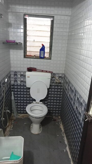 Bathroom in 1 RK Apartment at Bindra Complex, Andheri East – for Rent