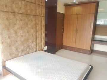 Bedroom in 1 BHK Apartment at Khar West – for Rent