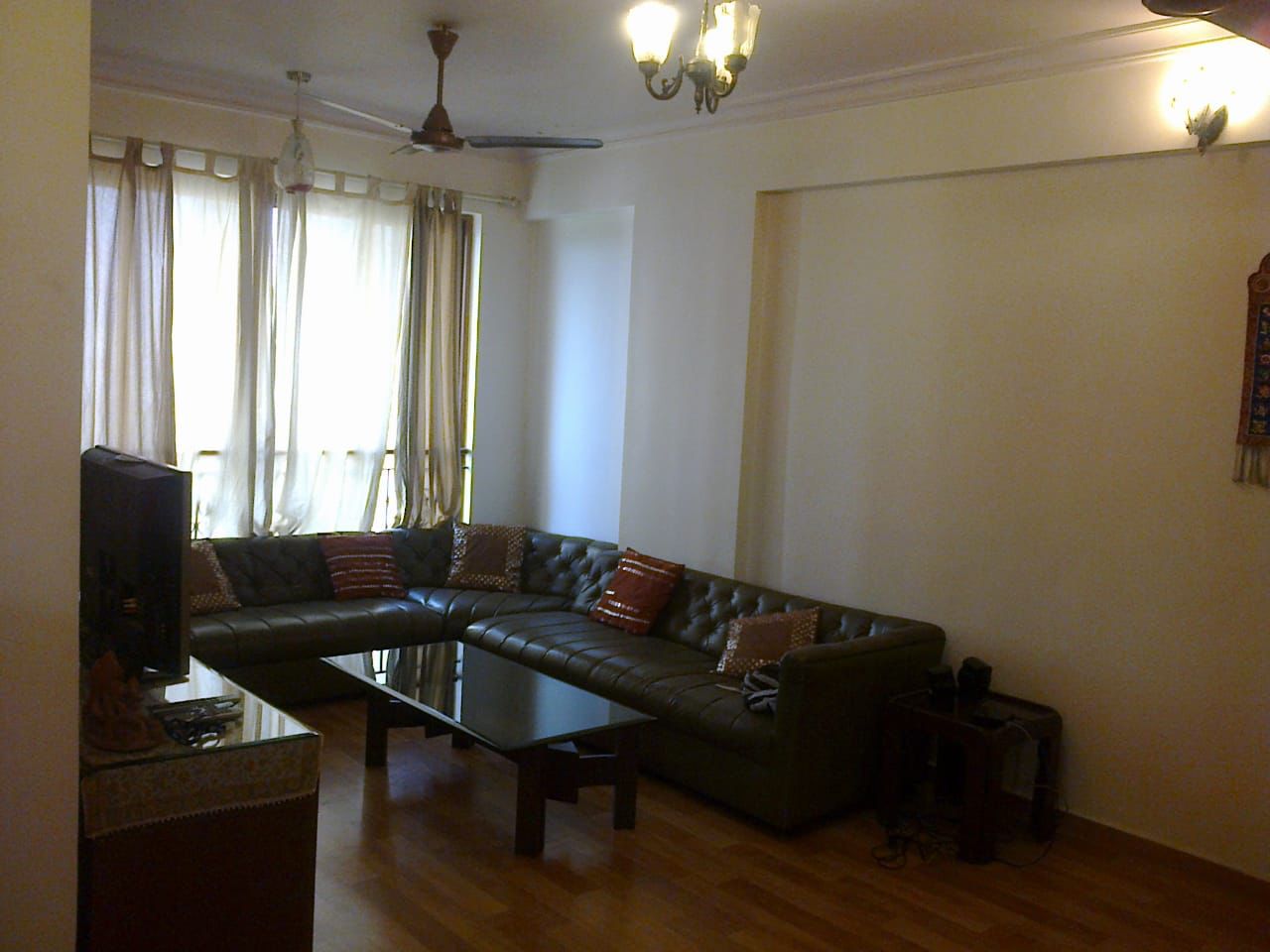2 BHK Apartment For Rent in Hiranandani Gardens Eternia