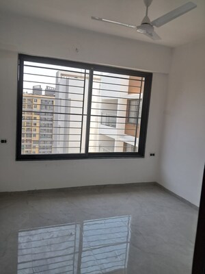 Room in 2 BHK Apartment at Unique Youtopia, Kharadi – for Sale