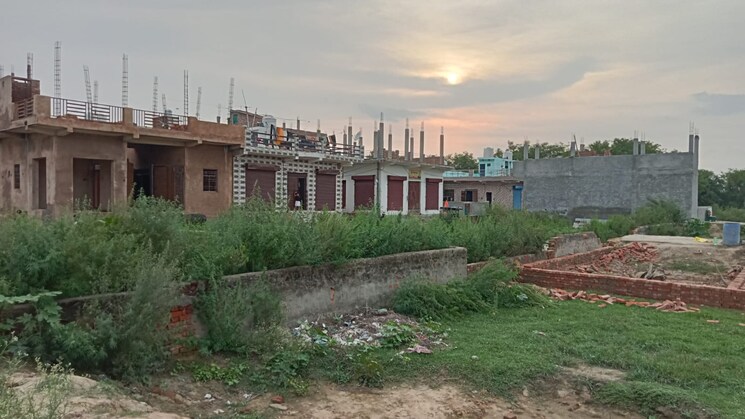 Exterior View, sector 20  100 Sq.Yd. Plot In Sector 20 Noida 9290292