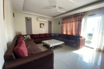 Living Room in 3 BHK Apartment at Worli – for Rent