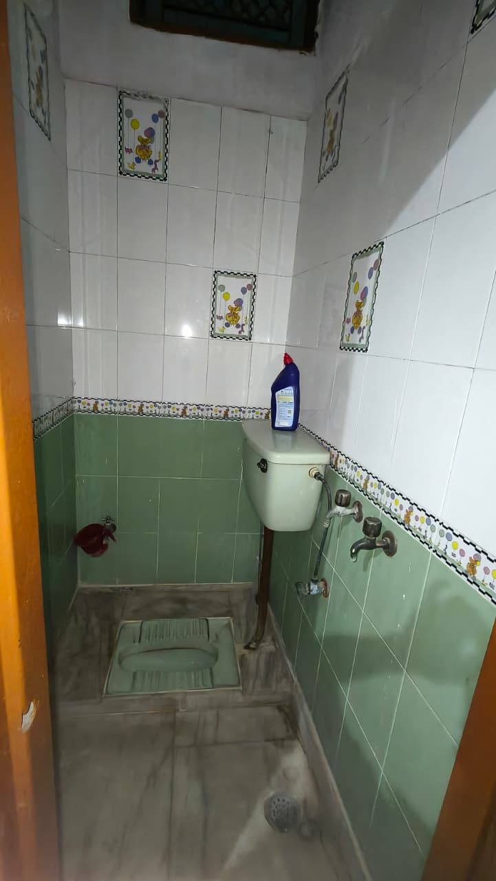 2 BHK Builder Floor For Rent in Spring Field