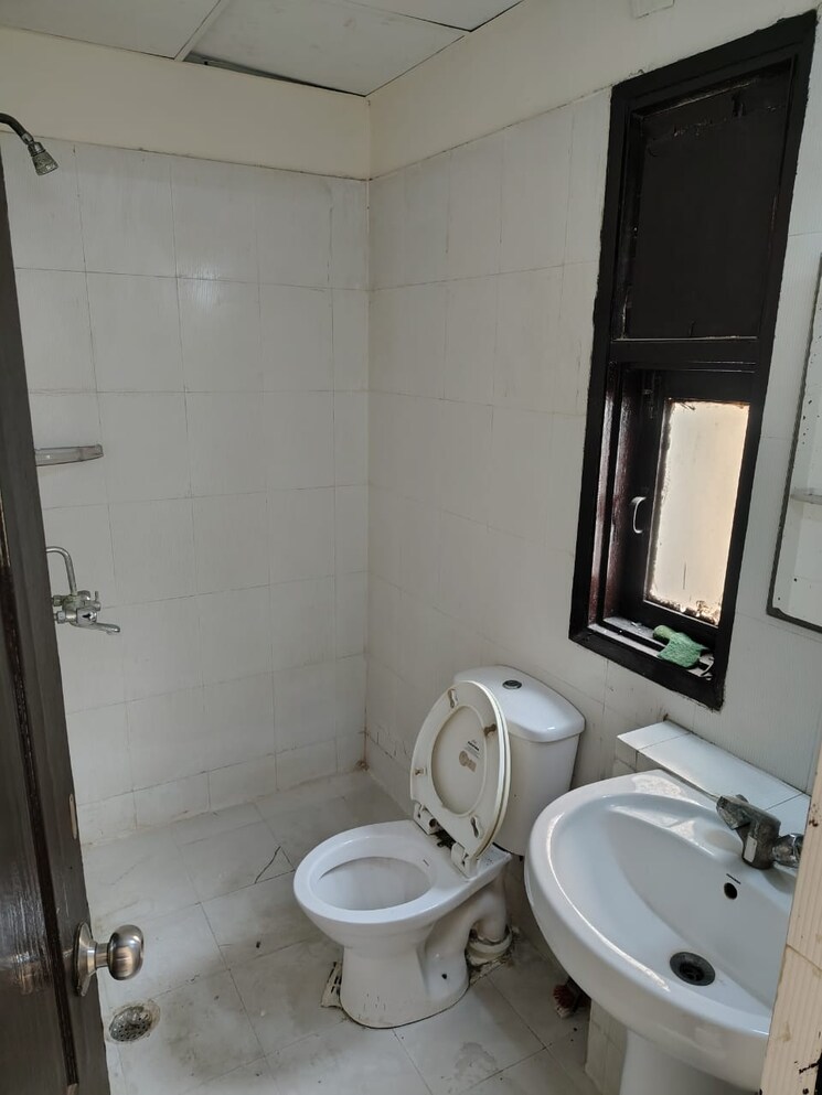 Master Bedroom, rps-savana 3.5 Bedroom 1791 Sq.Ft. Apartment In Sector 88 Faridabad 9290328