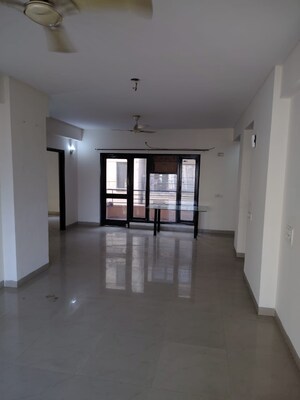 Room in 3.5 BHK Apartment at RPS Savana, Sector 88 – for Rent