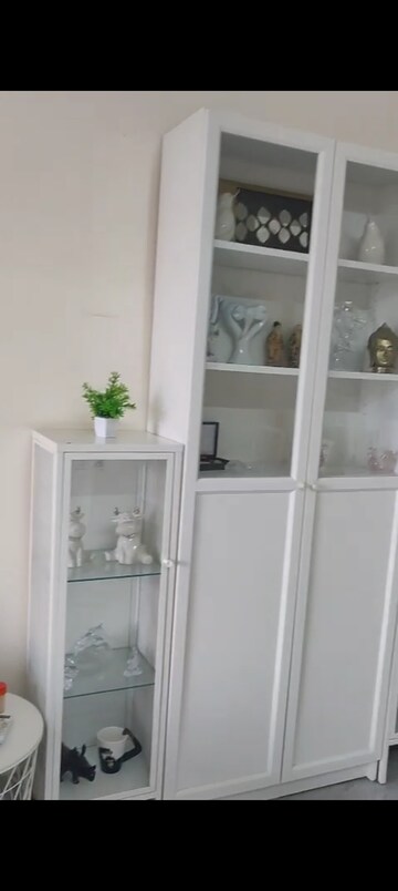 Furnished Amenities in 2 BHK Apartment at Sai Dham CHS Jogeshwari East, Jogeshwari East – for Rent