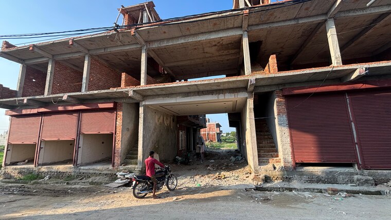 Exterior View, sadullapur 3 Bedroom 75 Sq.Yd. Villa In Sadullapur Greater Noida 9290331