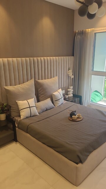 Team Area in 3 BHK Apartment at Yukti Anchor Point Oasis, Malad West – for Sale