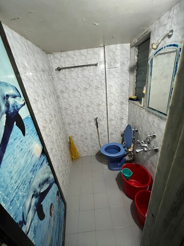 Master Bedroom in 1 BHK Apartment at Malad East – for Rent