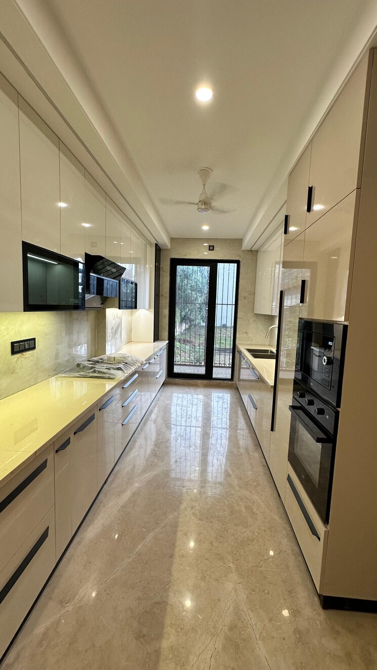 Kitchen, ansal-api-esencia 3 Bedroom 2000 Sq.Ft. Builder Floor In Sector 67 Gurgaon 9290376