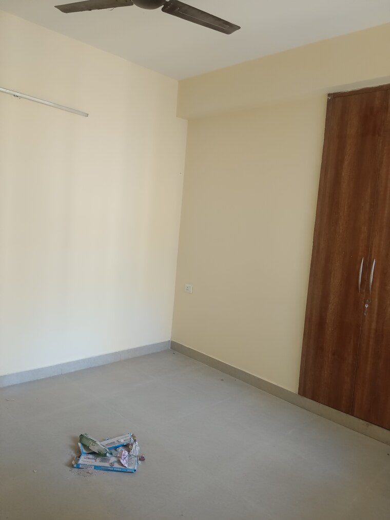 Room, radicon-vedantam 3 Bedroom 1285 Sq.Ft. Apartment In Sector 16c Greater Noida Greater Noida 9290375