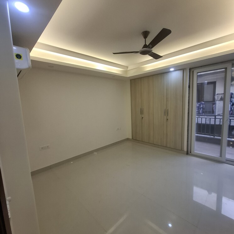 Room, huda-staff-colony 6+ Bedroom 1500 Sq.Ft. Builder Floor In Durga Colony Gurgaon 9290424