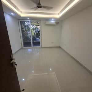 Room in 6+ BHK Builder Floor at Huda Staff Colony, Durga Colony – for Rent