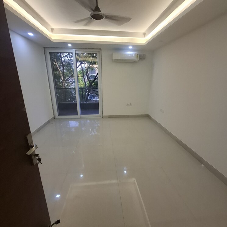 Room, huda-staff-colony 6+ Bedroom 1500 Sq.Ft. Builder Floor In Durga Colony Gurgaon 9290424