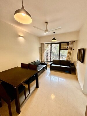 1 BHK Apartment For Rent in Khar West