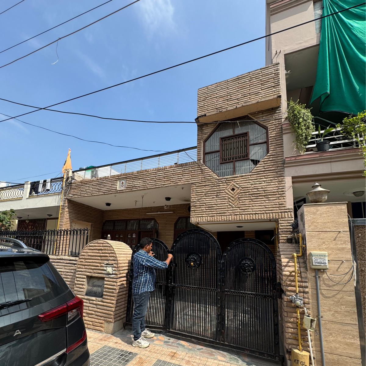 3 BHK + Pooja Room,Servant Room,Study Room,Extra Room Independent House For Sale in Sector 9