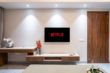 Furnished Amenities in 3 BHK Apartment at Orchid Ivy Floors, Sector 51 – for Sale