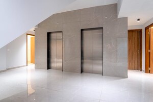 Lift in 3 BHK Apartment at Orchid Ivy Floors, Sector 51 – for Sale