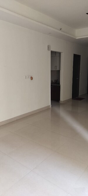 Room in 2 BHK Apartment at Mahagun Mirabella Highrise, Sector 79 – for Rent
