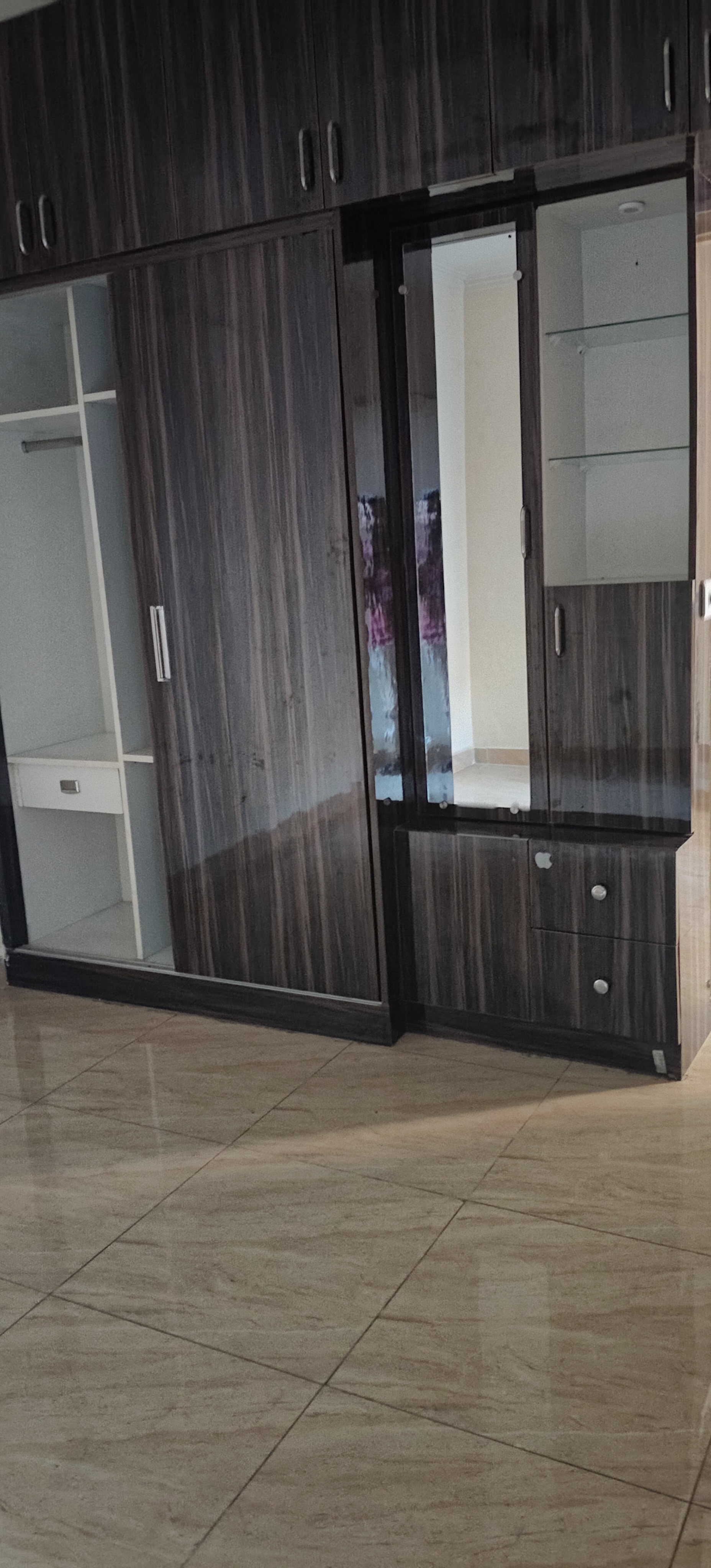 2 BHK + Extra Room Apartment For Rent in Gaur City 2 - 14th Avenue