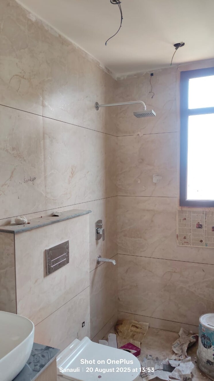 Bathroom, ms-enclave-zirakpur 4 Bedroom 3600 Sq.Ft. Penthouse In Dhakoli Zirakpur 9290488