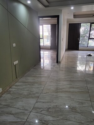 Room in 3 BHK Builder Floor at Ansal API Esencia, Sector 67 – for Rent