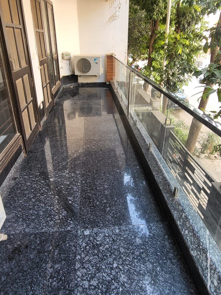 Balcony, ansal-api-esencia 3 Bedroom 2000 Sq.Ft. Builder Floor In Sector 67 Gurgaon 9290536