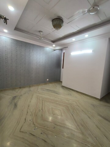 Room in 2 BHK Builder Floor at Malviya Nagar – for Rent