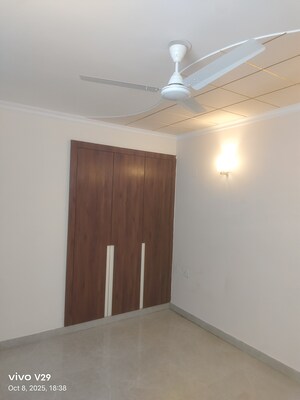 2 BHK Apartment For Rent in Unitech The Residences Sector 33, Sector 33