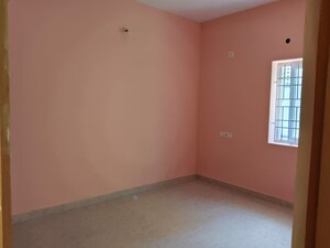 Room in 2 BHK Builder Floor at Vanagaram – for Sale