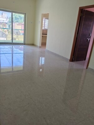 Room in 2 BHK Builder Floor at Vanagaram – for Sale