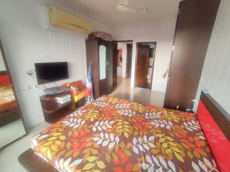 Bedroom, bandra west 2 Bedroom 750 Sq.Ft. Apartment In Bandra West Mumbai 9290674