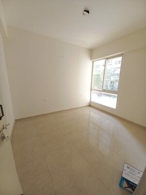 Room in 1 BHK Apartment at Ninex RMG Residency, Sector 37c – for Rent