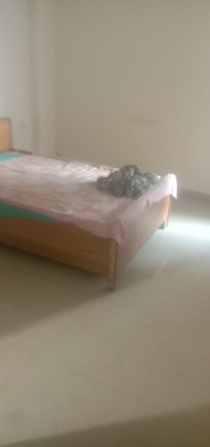 Bedroom in 2 BHK Builder Floor at Maidan Garhi – for Rent