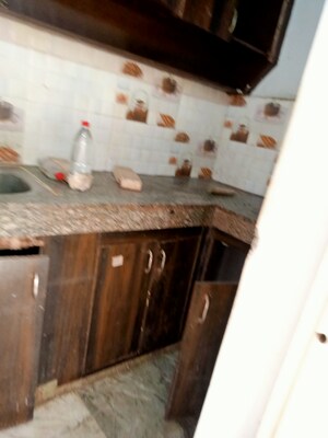 Furnished Amenities in 2 BHK Builder Floor at Maidan Garhi – for Rent