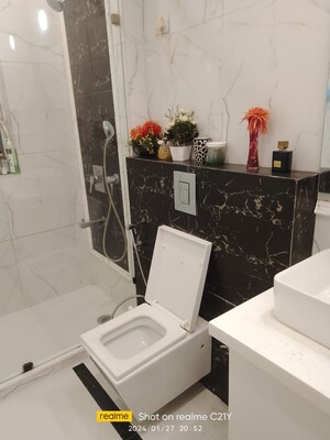 Bathroom in 4 BHK Apartment at DLF Westend Heights, Sector 53 – for Rent