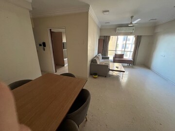 Living Room in 3 BHK Apartment at Khar West – for Rent