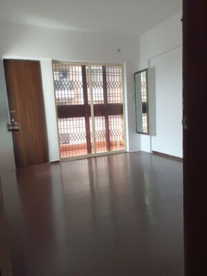 Room in 2 BHK Apartment at Hadapsar – for Sale
