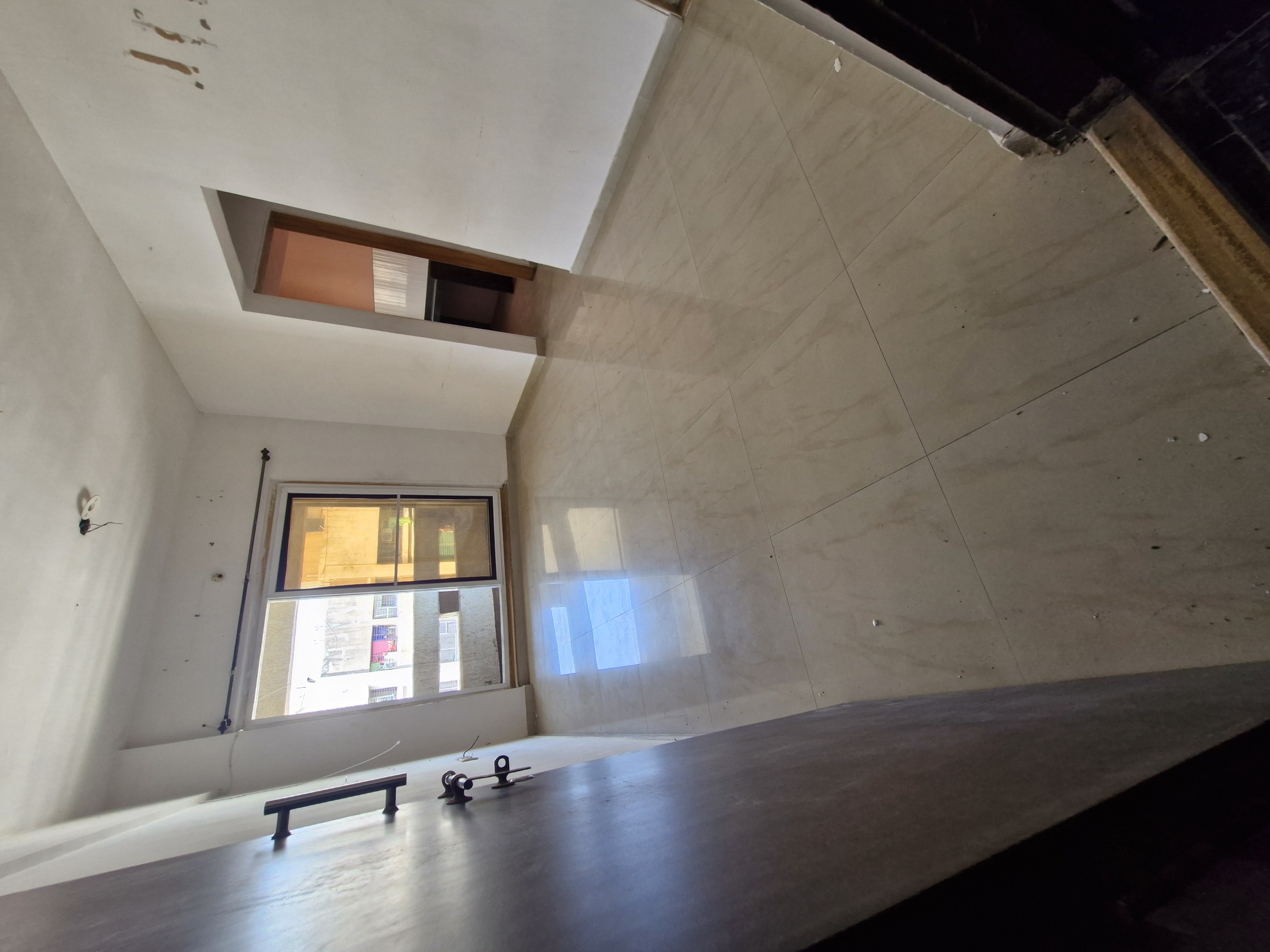 1 BHK 392 Sq.Ft. Apartment in Rustomjee Avenue J