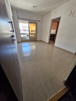 1 BHK 392 Sq.Ft. Apartment in Rustomjee Avenue J